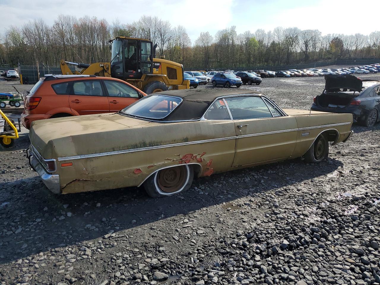 PLYMOUTH GRAN FURY 1973 — 4