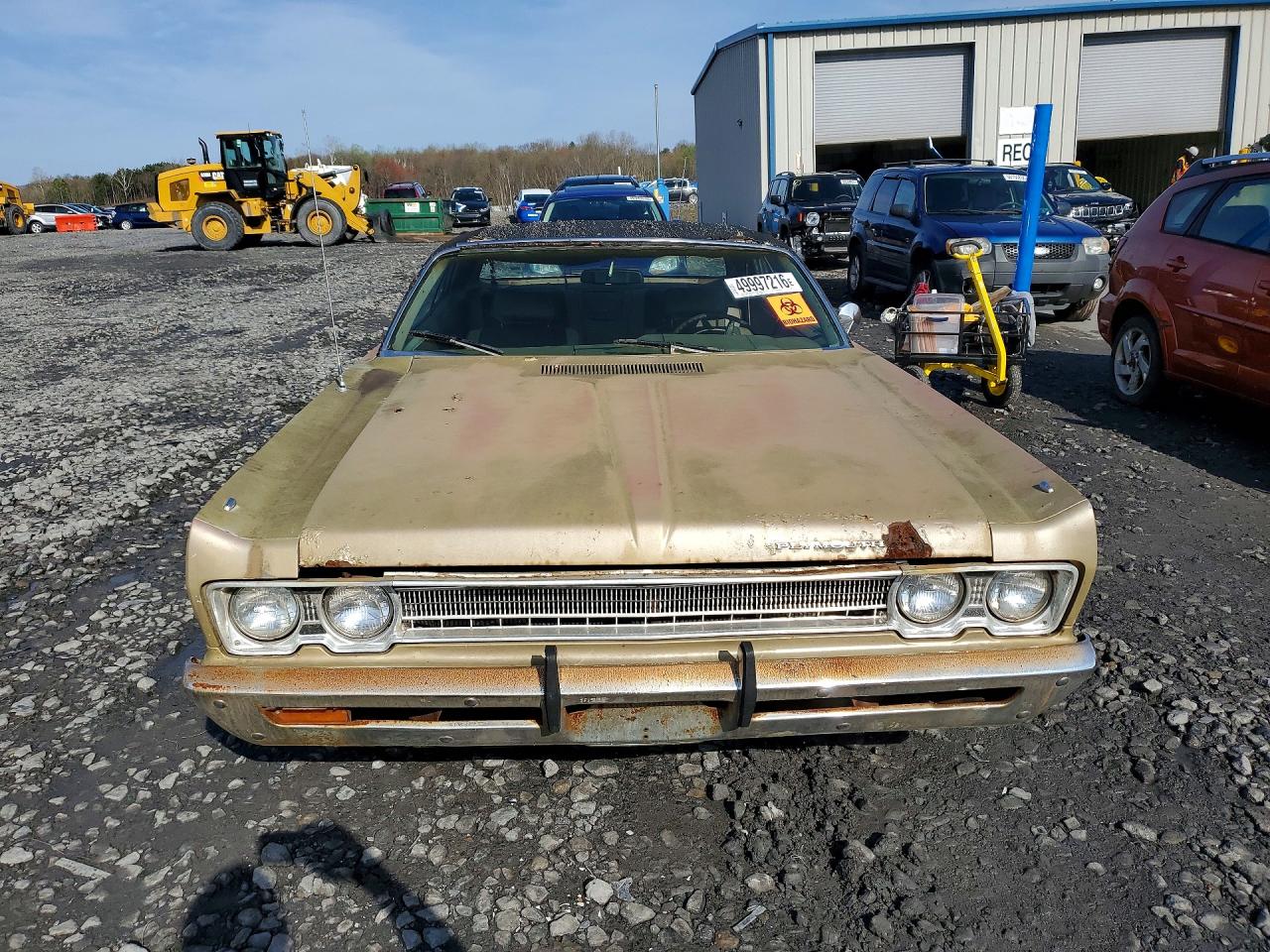 PLYMOUTH GRAN FURY 1973 — 6