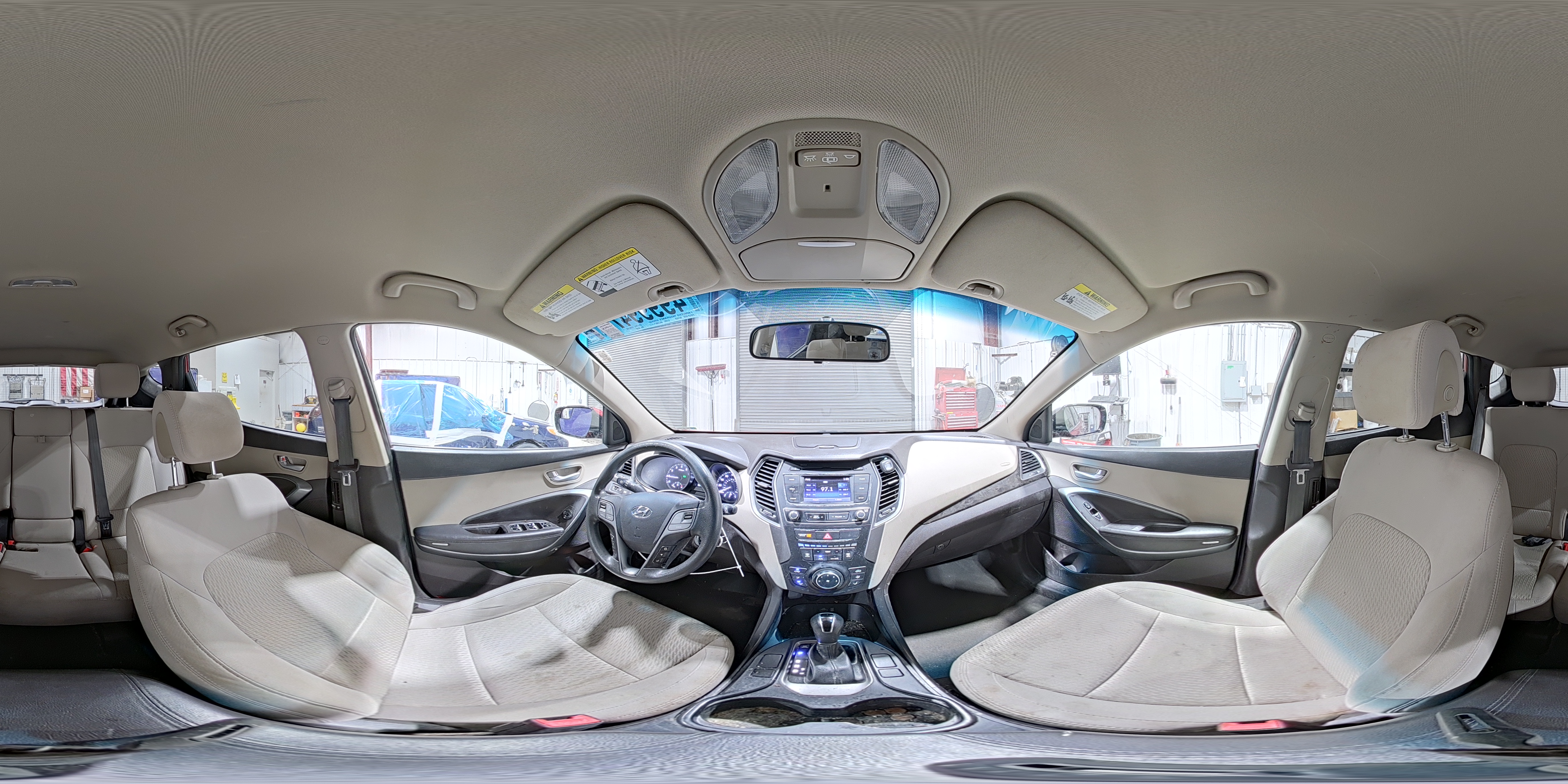 HYUNDAI SANTA FE SPORT 2018 — 15