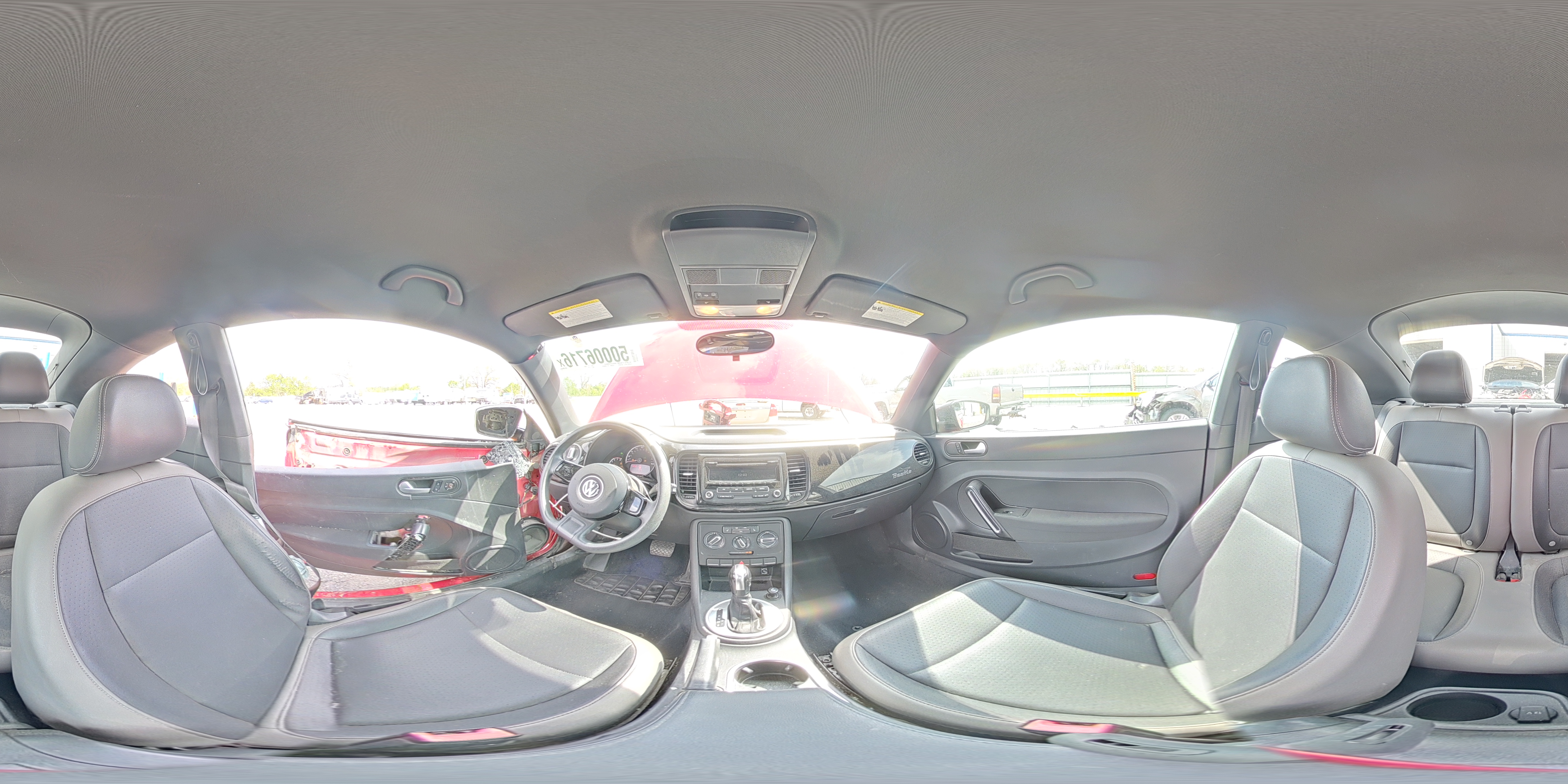 VOLKSWAGEN BEETLE 2015 — 15