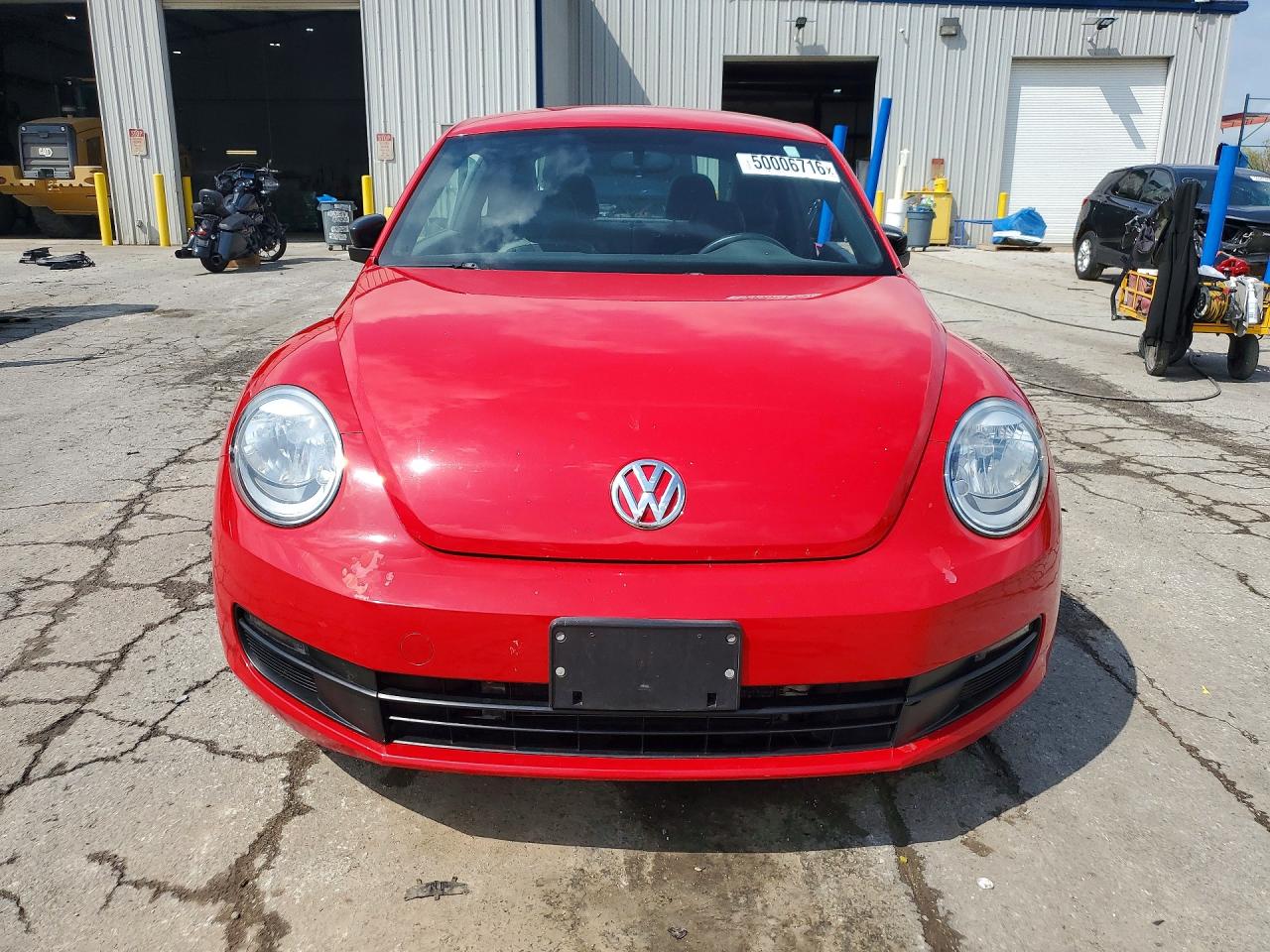 VOLKSWAGEN BEETLE 2015 — 6