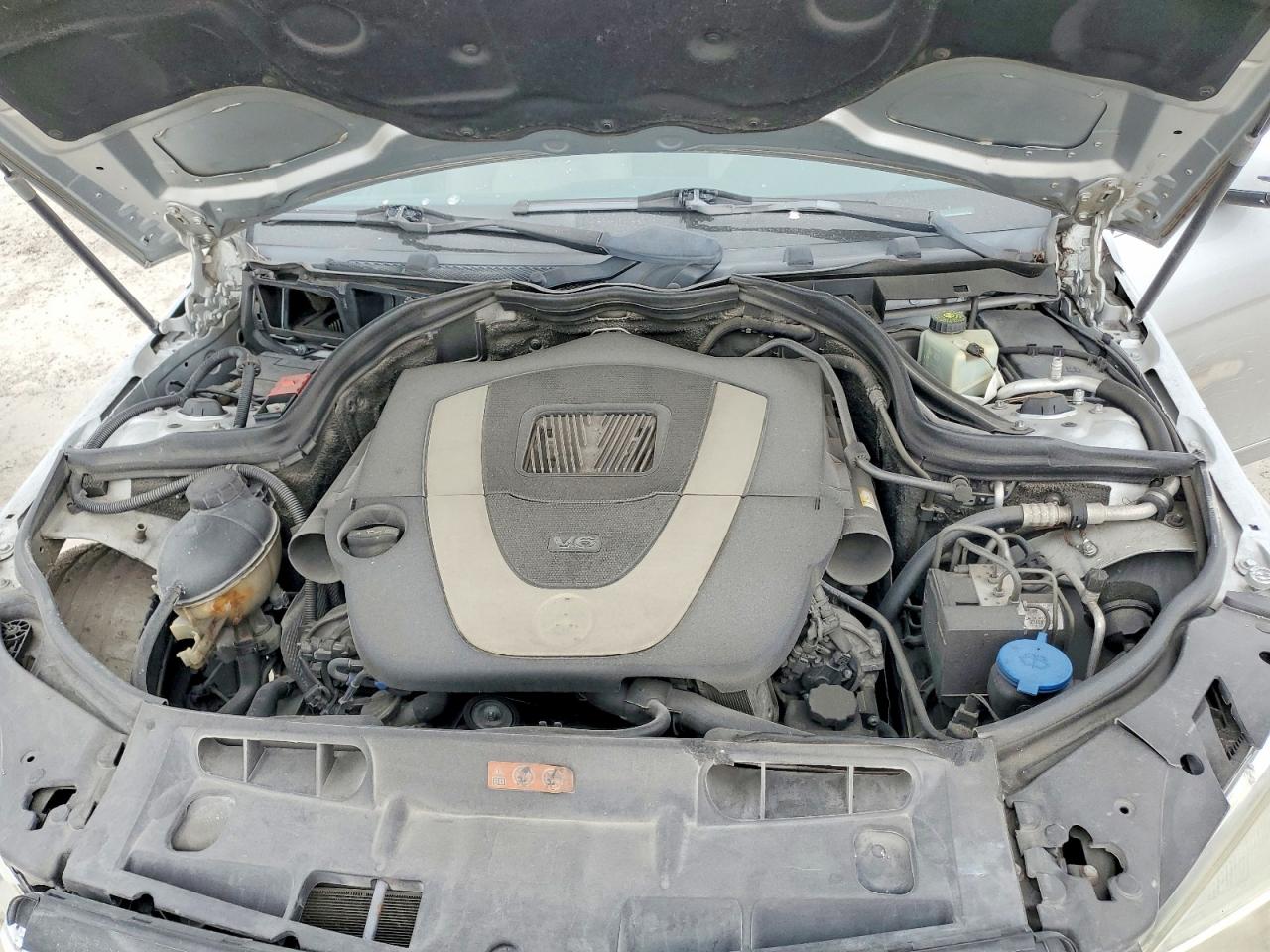MERCEDES-BENZ C 2010 — 12