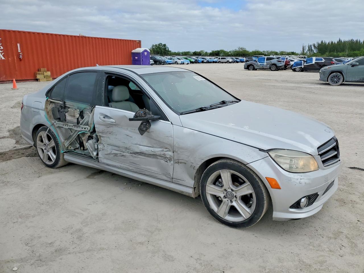 MERCEDES-BENZ C 2010 — 5