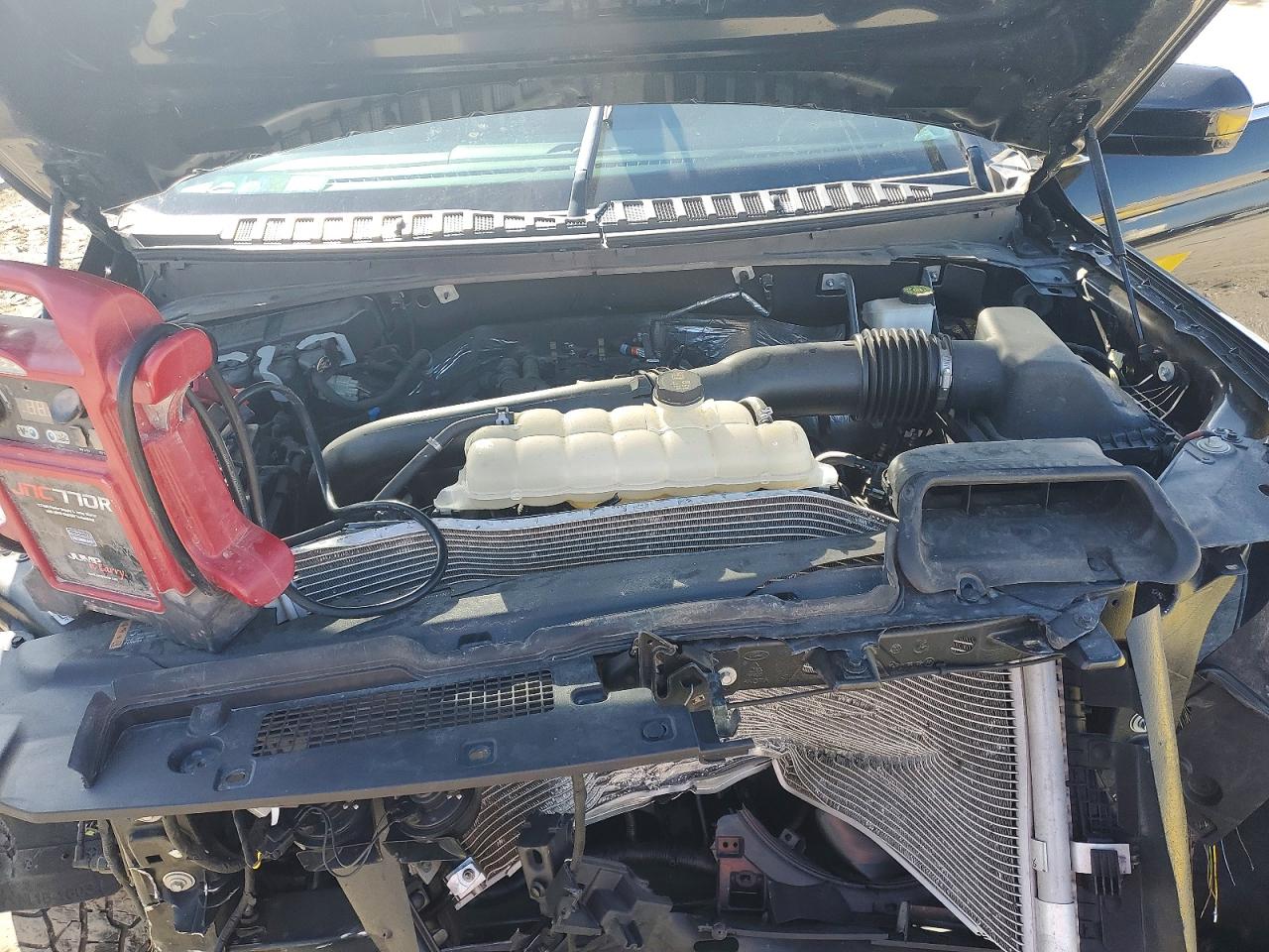 FORD EXPEDITION 2024 — 13