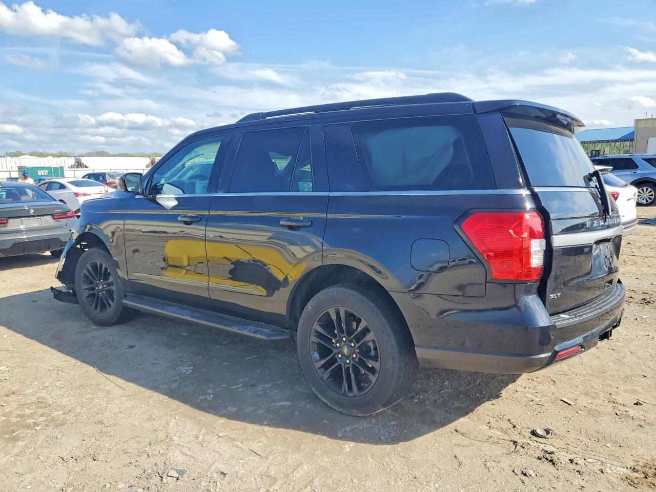 FORD EXPEDITION 2024 — 3