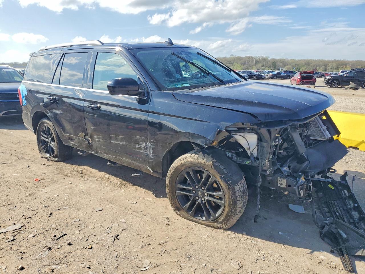 FORD EXPEDITION 2024 — 5