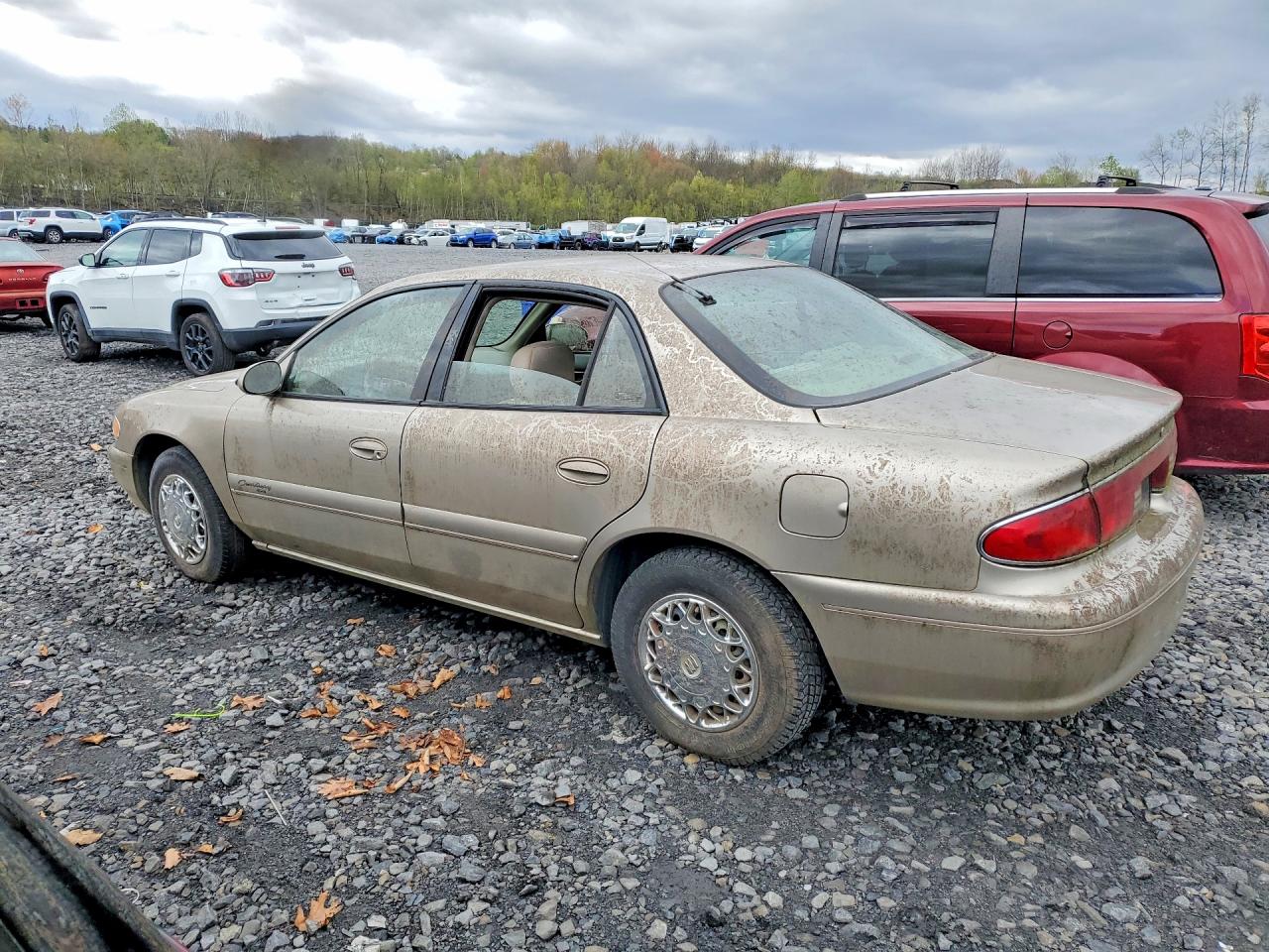 BUIC CENTURY 2001 — 3