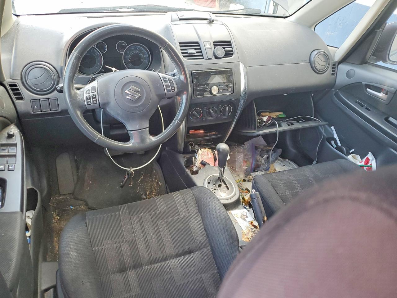 SUZUKI SX4 2011 — 9