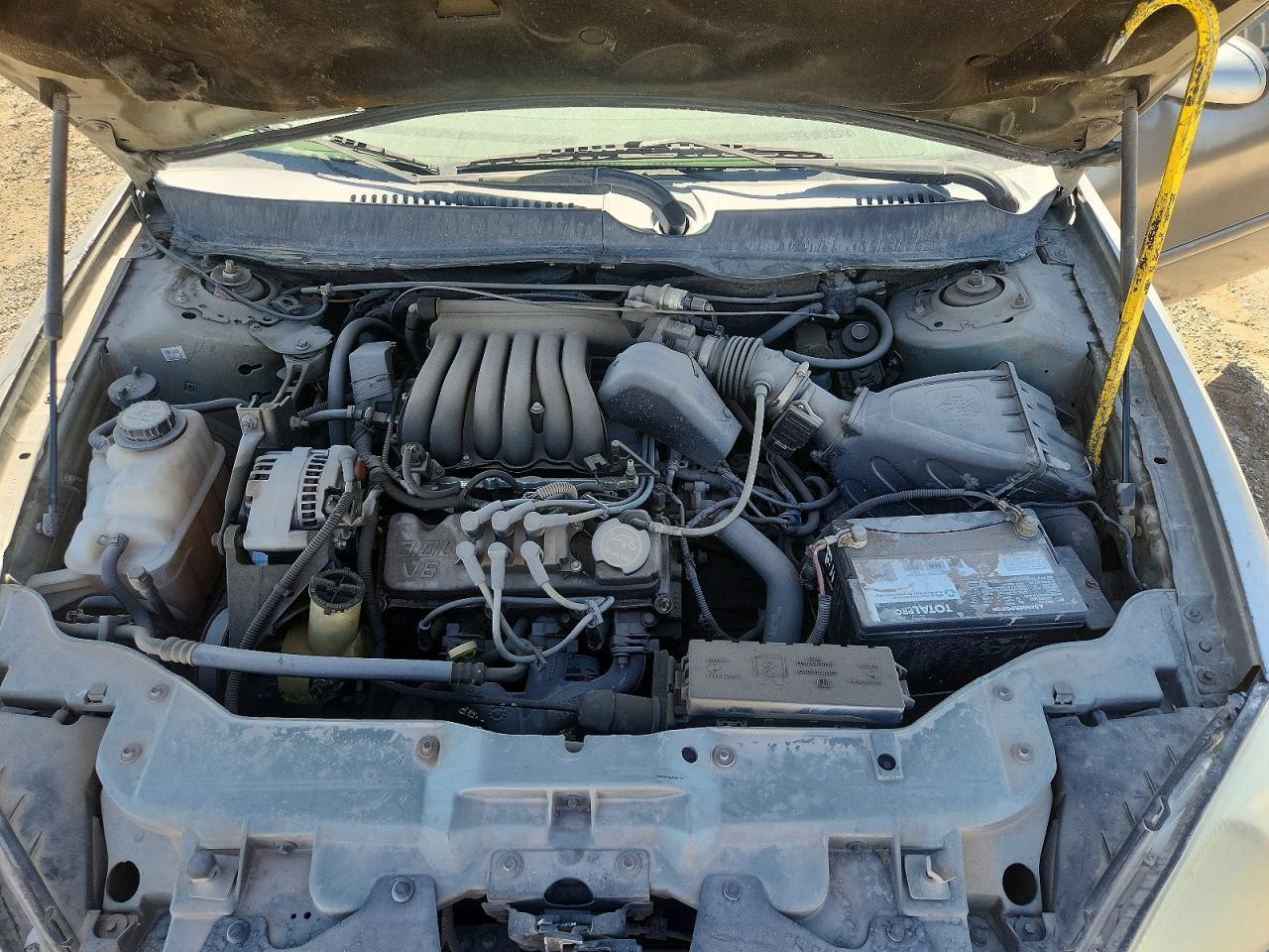 FORD TAURUS 2002 — 13