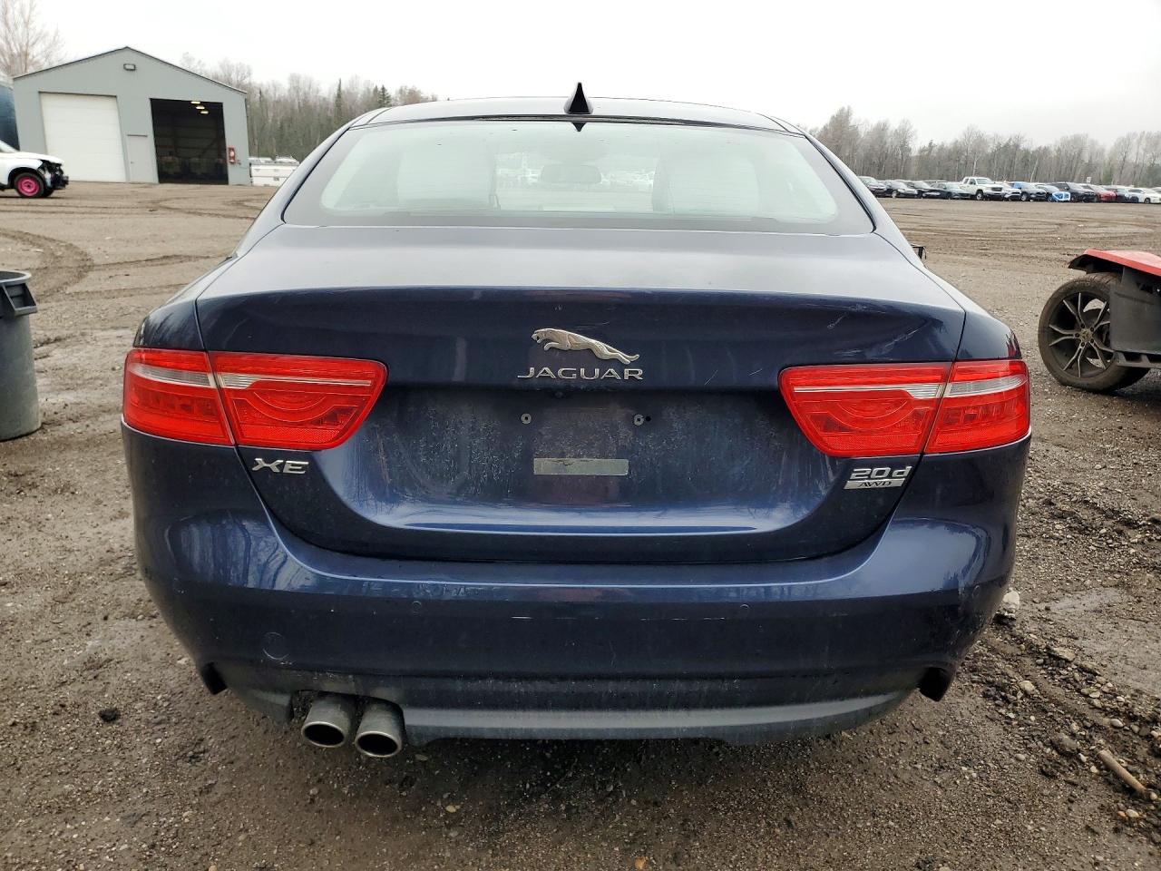 JAGUAR XE 2017 — 7