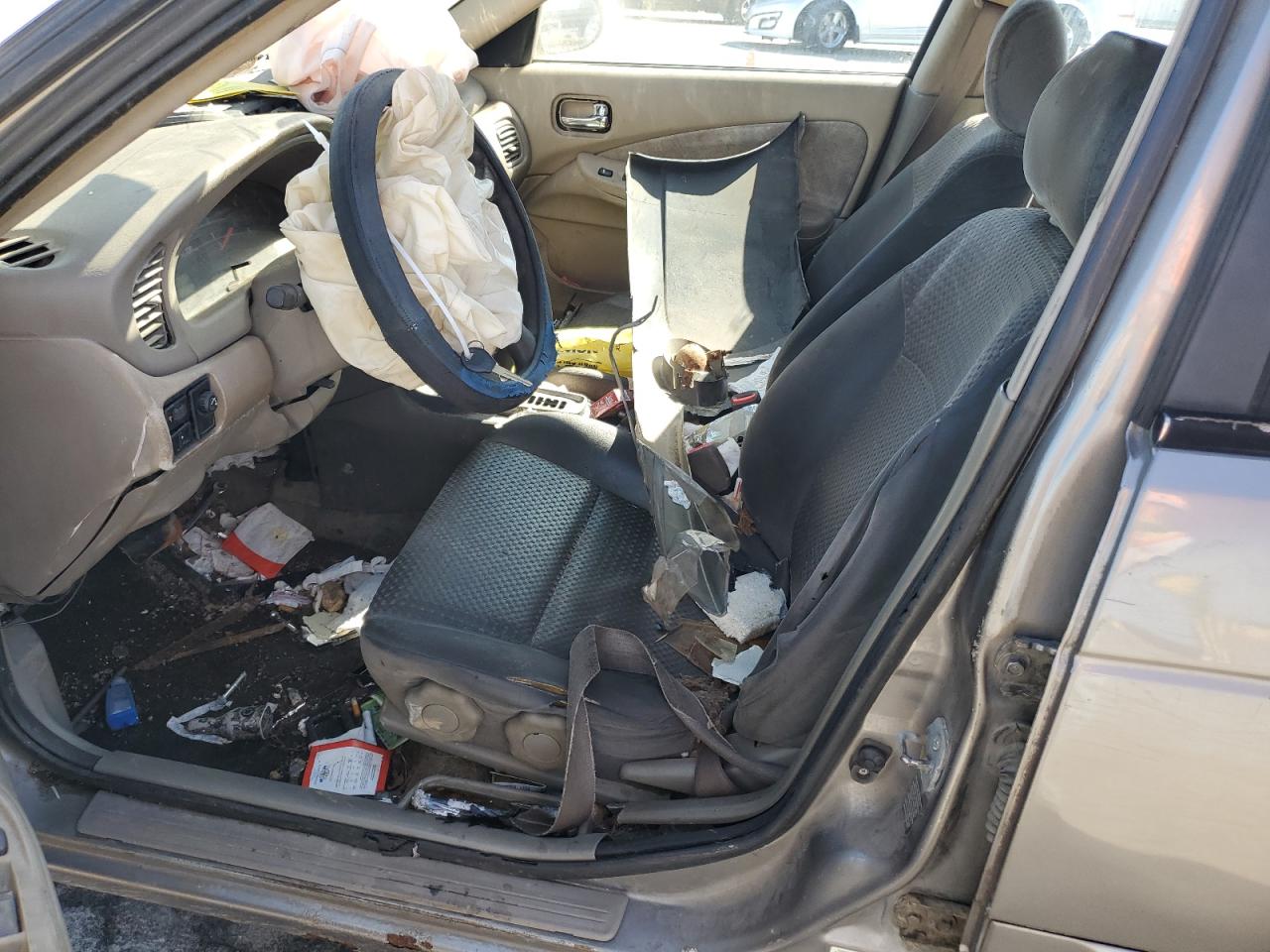 NISSAN SENTRA 2006 — 8