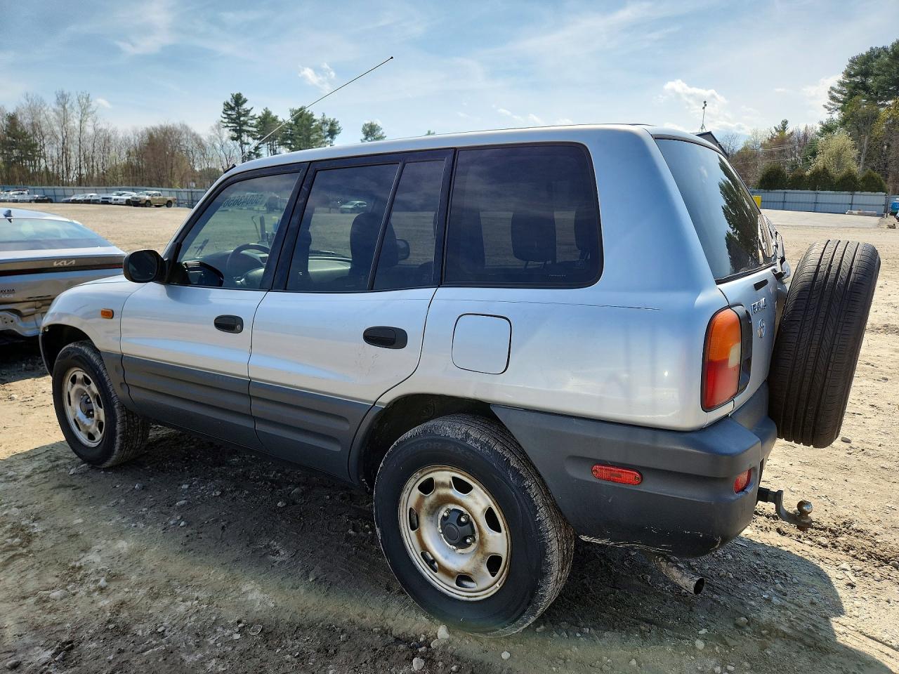 TOYOTA RAV4 1997 — 3