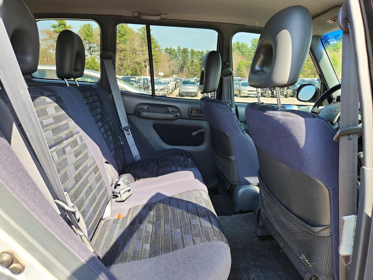 TOYOTA RAV4 1997 — 12