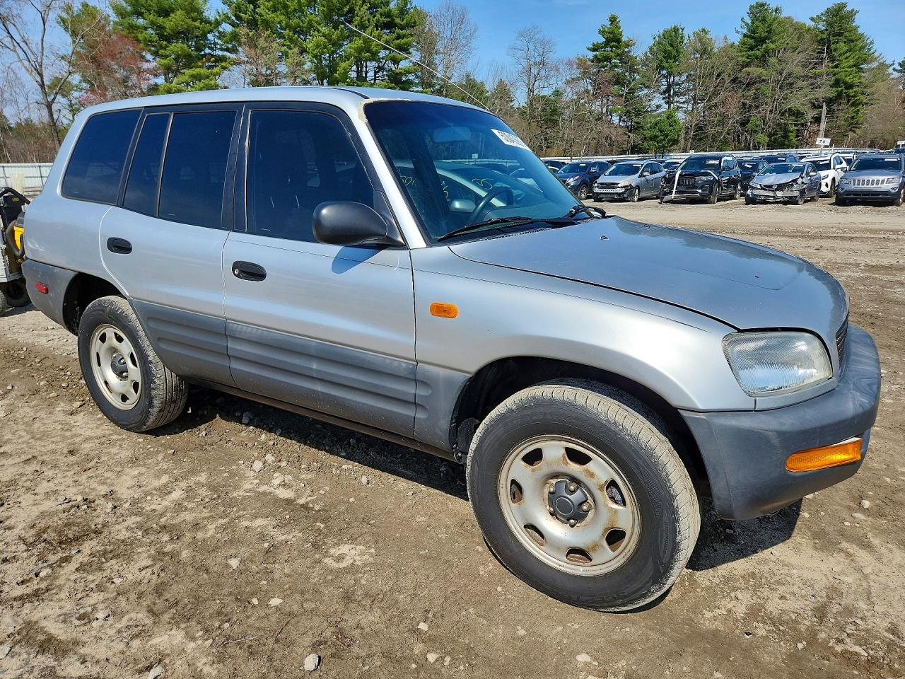 TOYOTA RAV4 1997 — 5