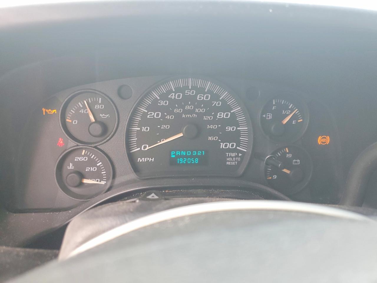 CHEVROLET EXPRESS G1500 2004 — 10