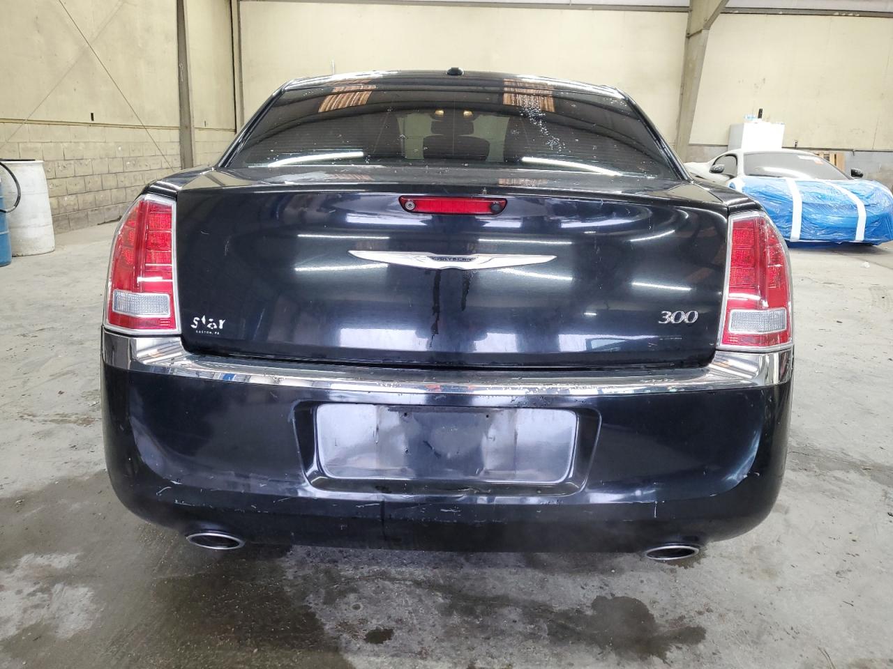CHRYSLER 300 2012 — 7