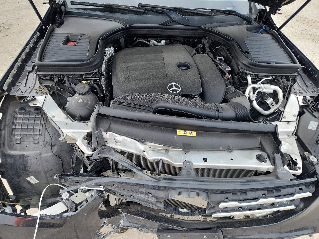 MERCEDES-BENZ GLC 2022 — 12