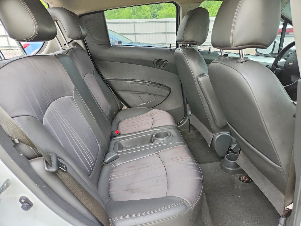CHEVROLET SPARK 2015 — 11
