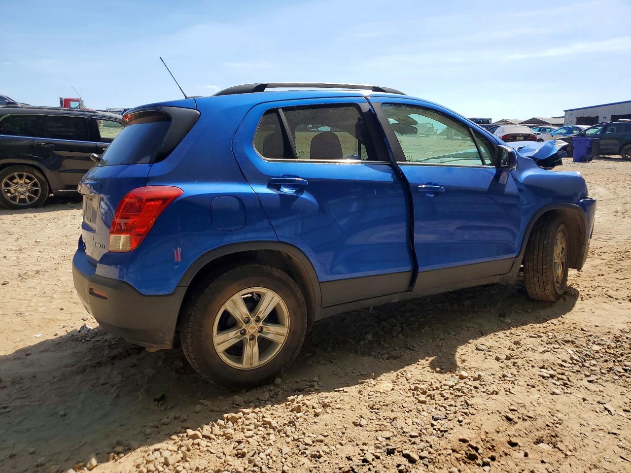 CHEVROLET TRAX 2016 — 4