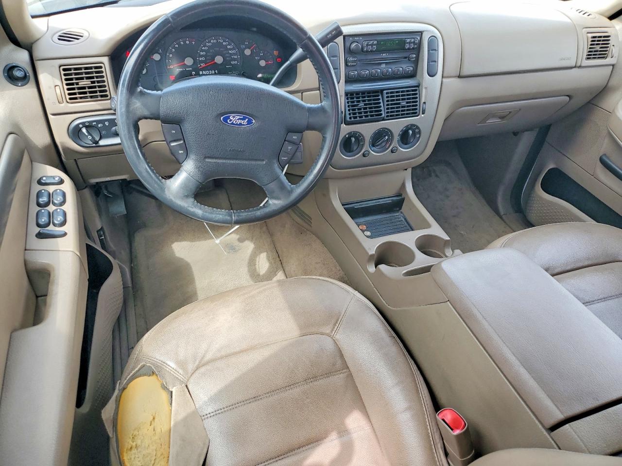 FORD EXPLORER 2004 — 9