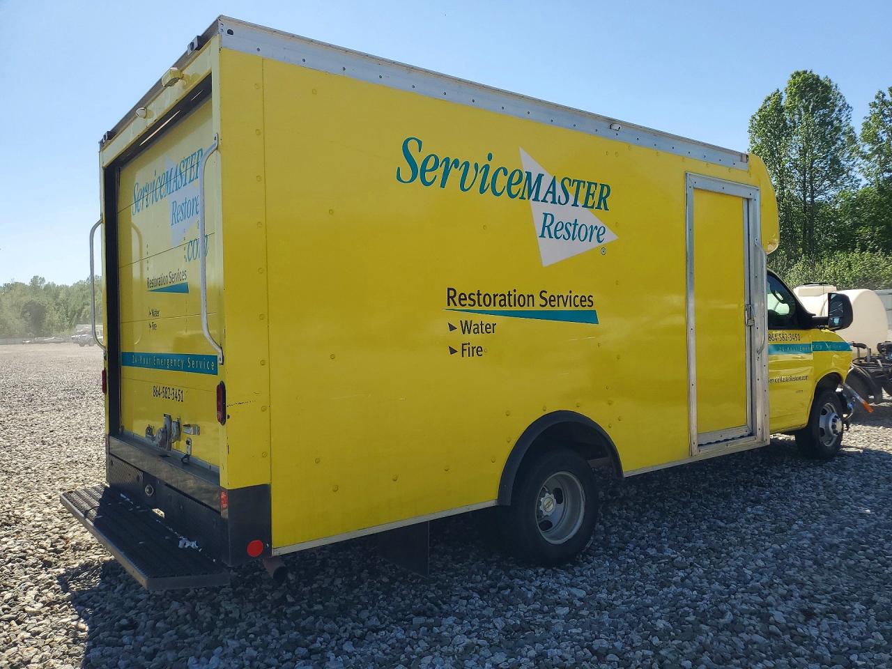 CHEVROLET EXPRESS G3500 2022 — 4