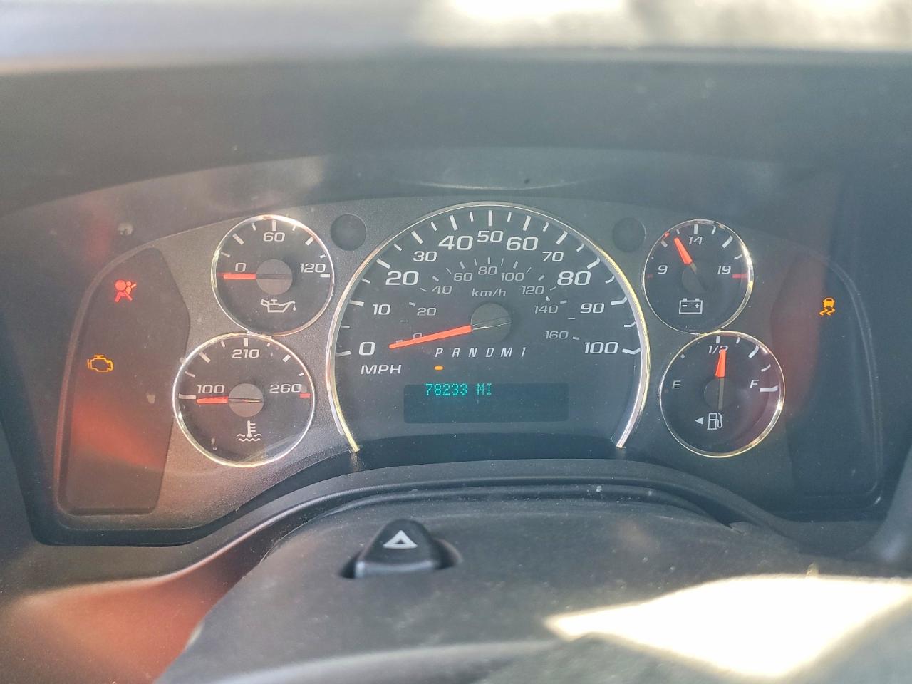 CHEVROLET EXPRESS G3500 2022 — 10