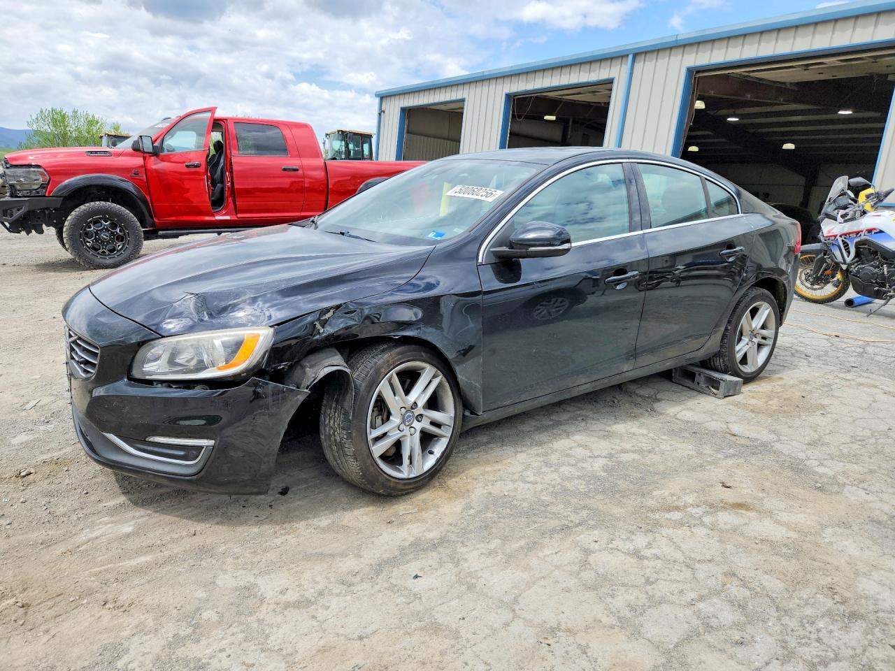 VOLVO S60 2015 — 2