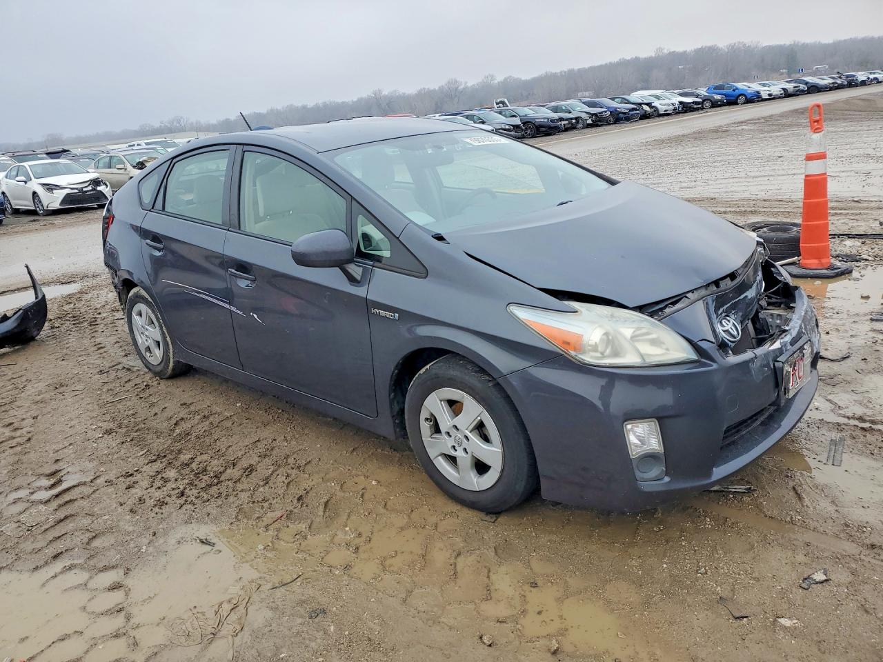 2010 TOYOTA PRIUS III