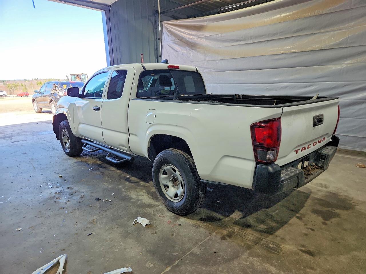 TOYOTA TACOMA 2020 — 3