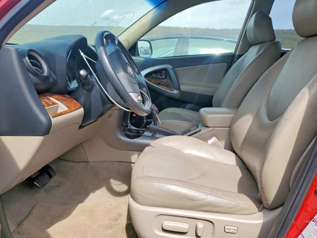 TOYOTA RAV4 2008 — 8