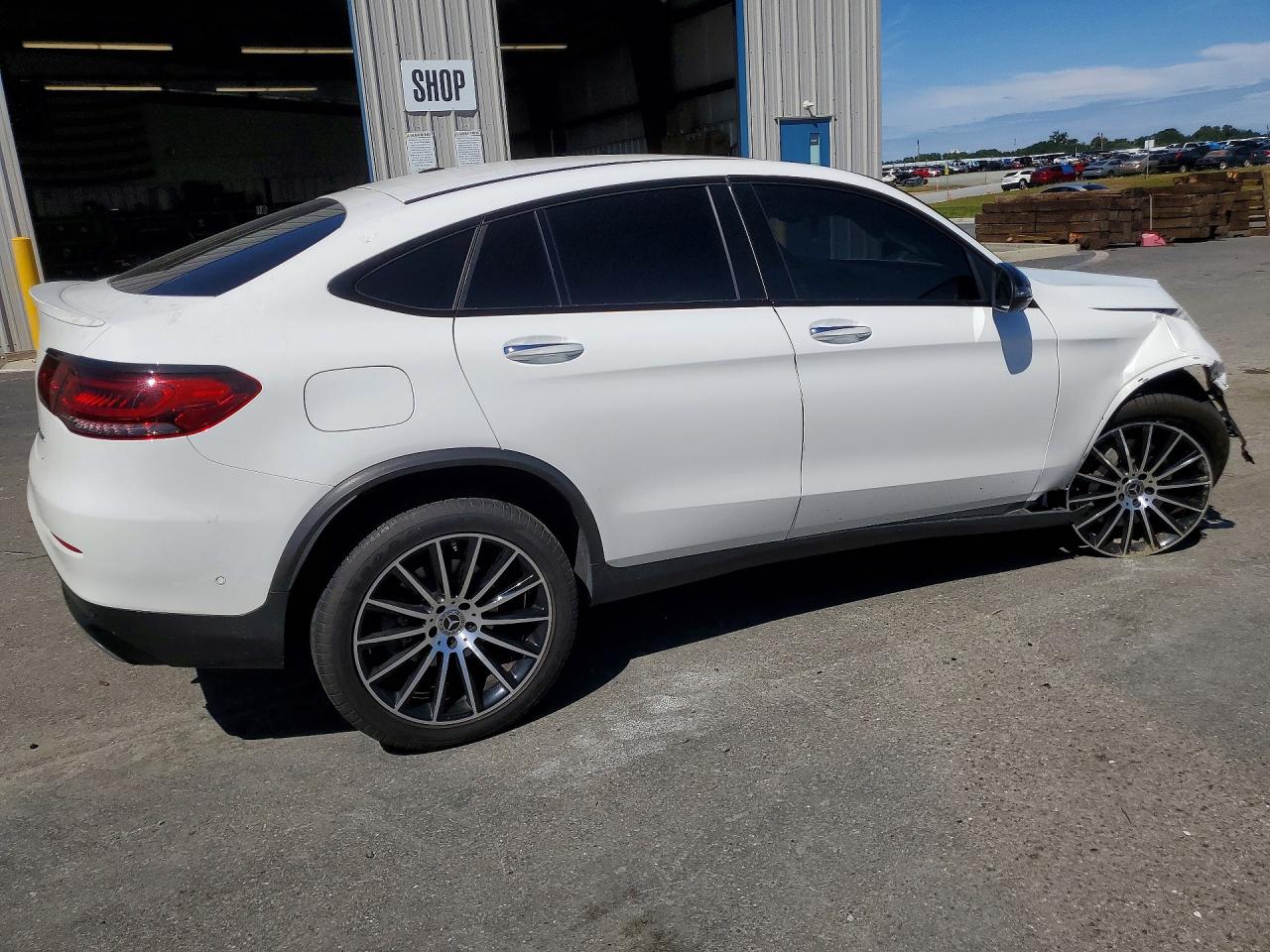 MERCEDES-BENZ UK 2022 — 4