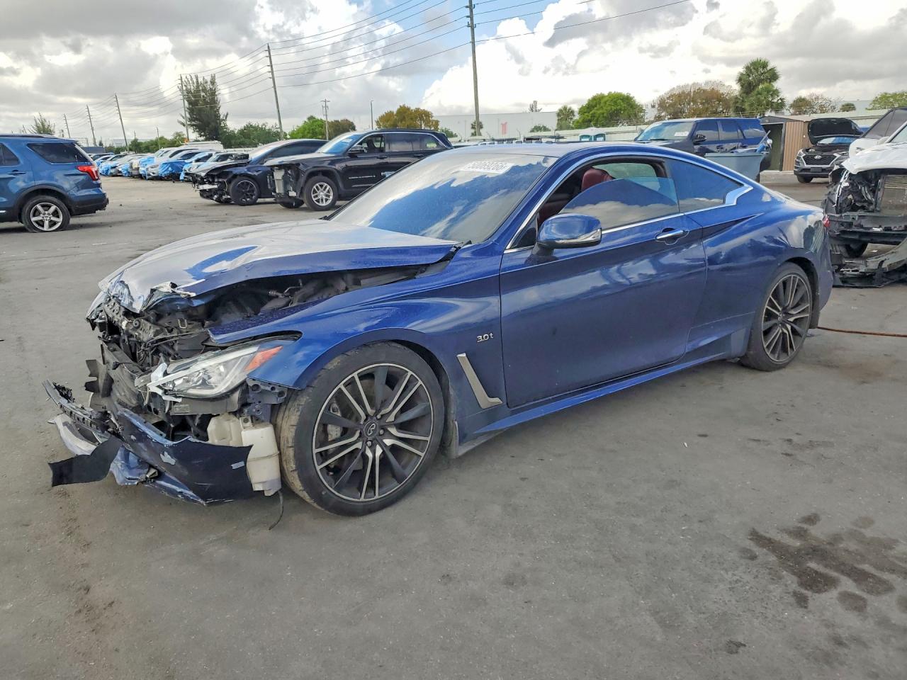 INFINITI Q60 2018 — 2