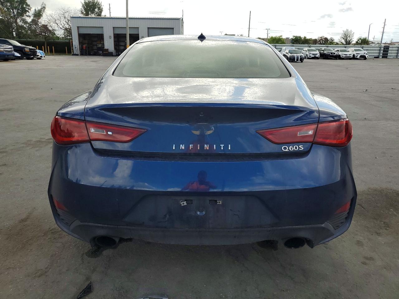 INFINITI Q60 2018 — 7