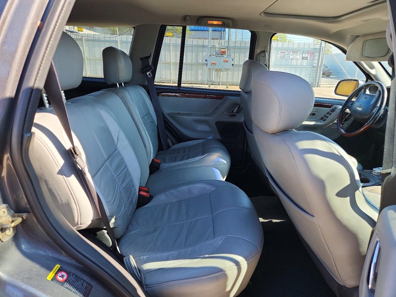 JEEP GRAND CHEROKEE 2003 — 12