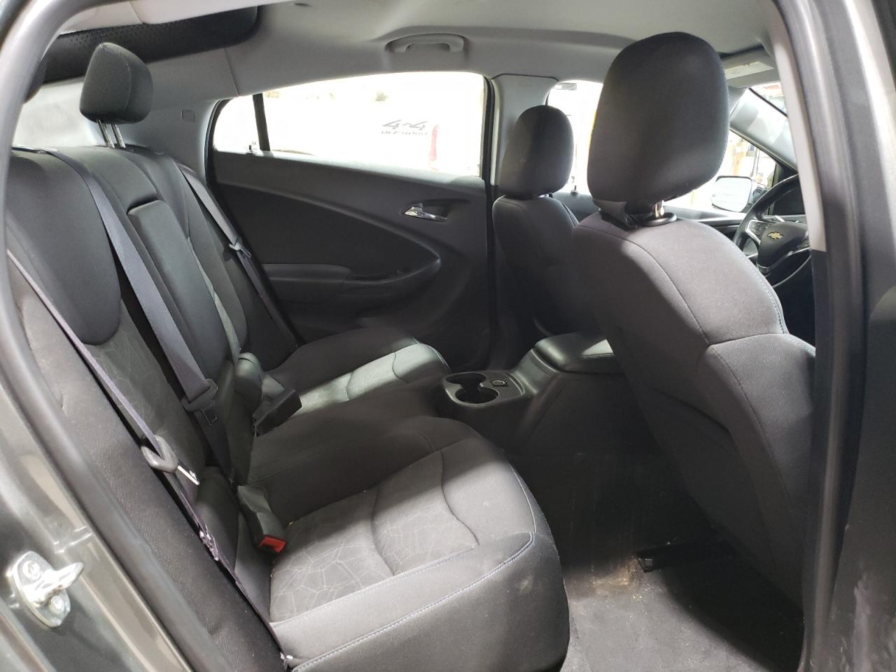 CHEVROLET VOLT 2017 — 11