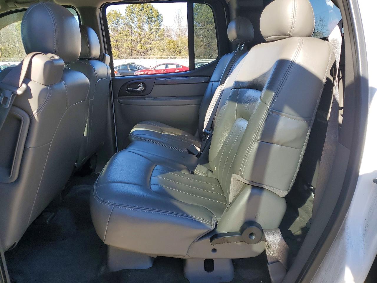 GMC ENVOY 2004 — 12