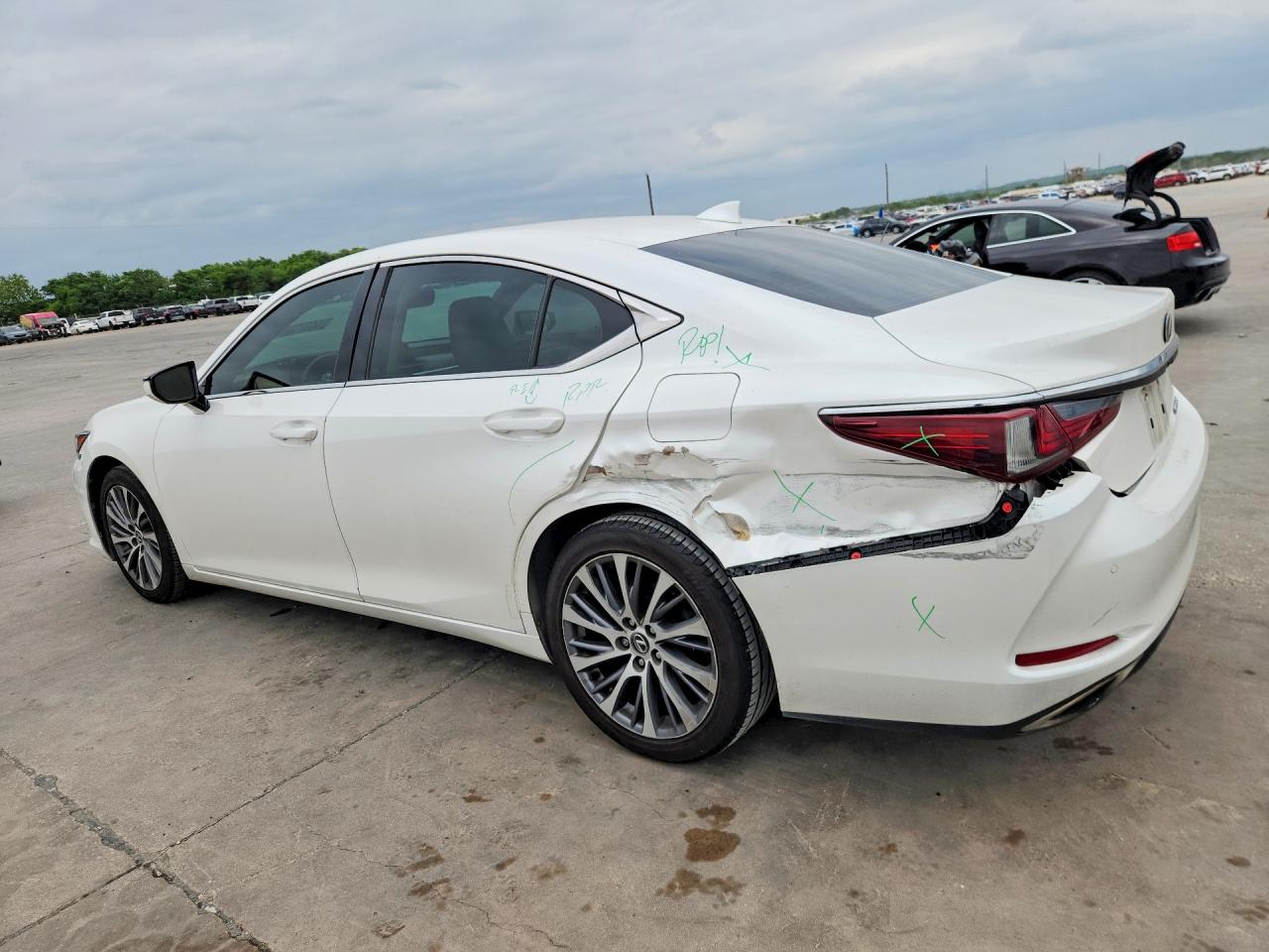 LEXUS ES 350 2019 — 3