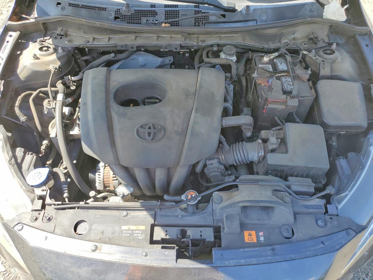 TOYOTA YARIS 2017 — 12