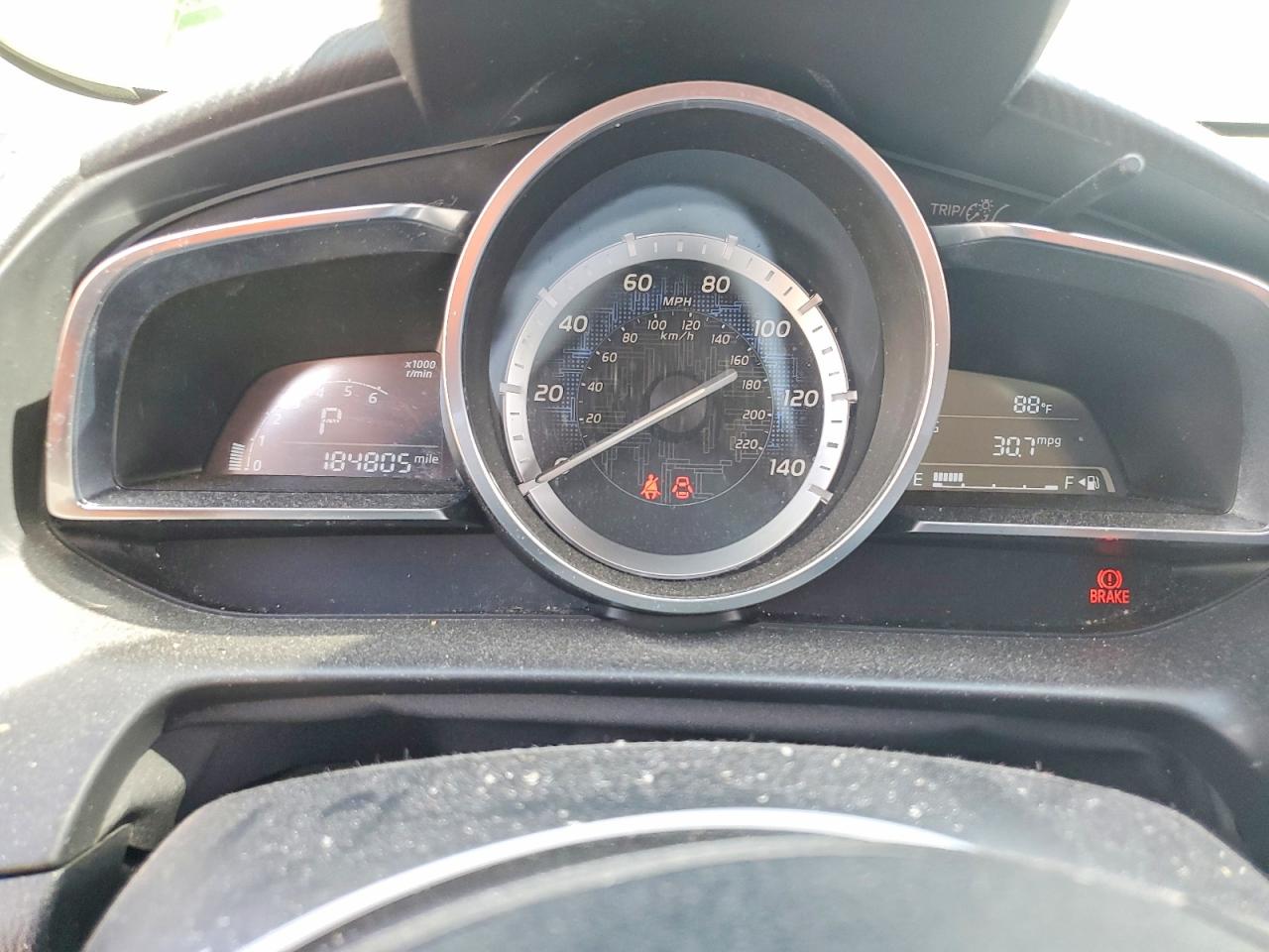 TOYOTA YARIS 2017 — 10