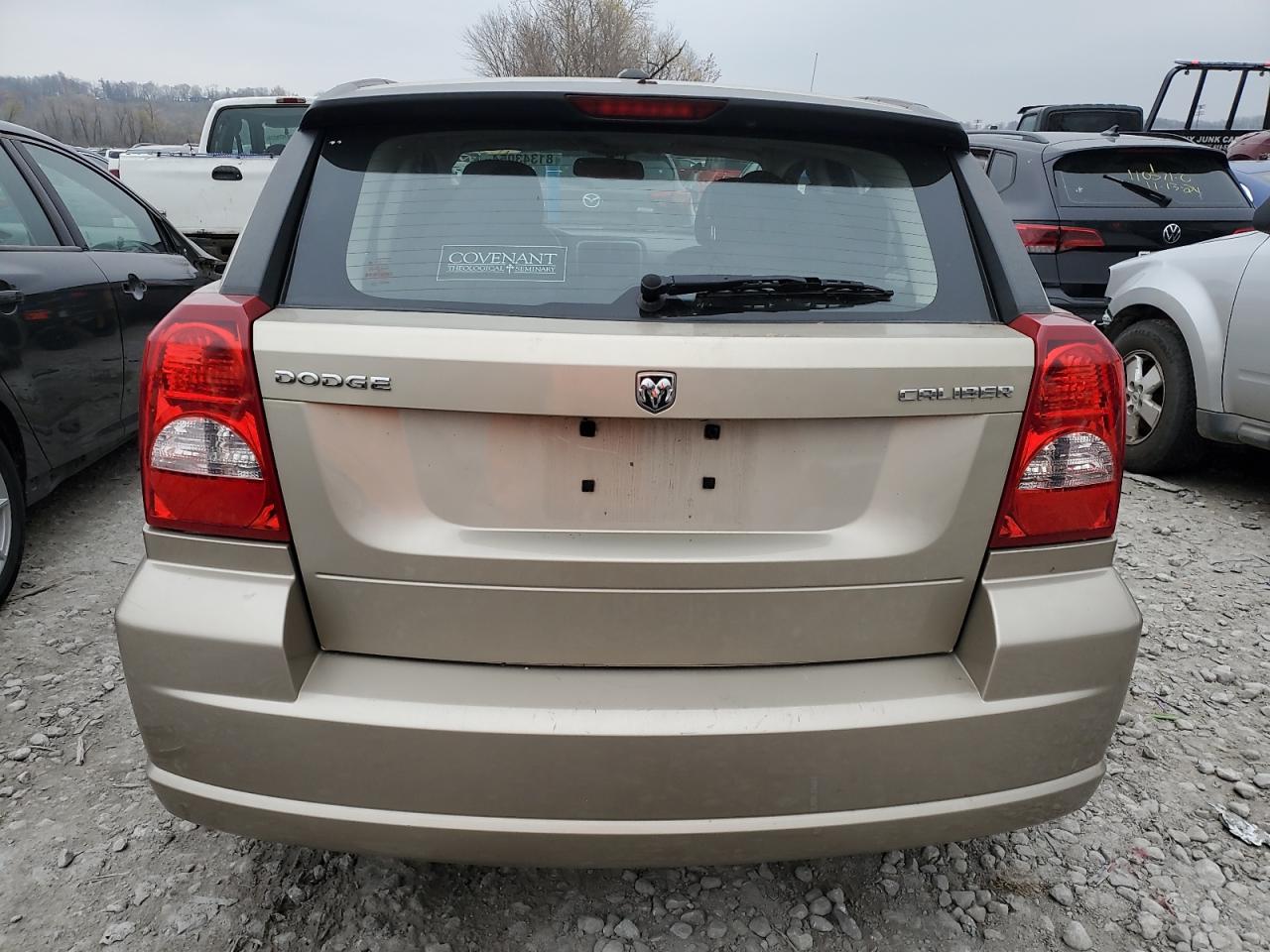 DODGE CALIBER 2010 — 7