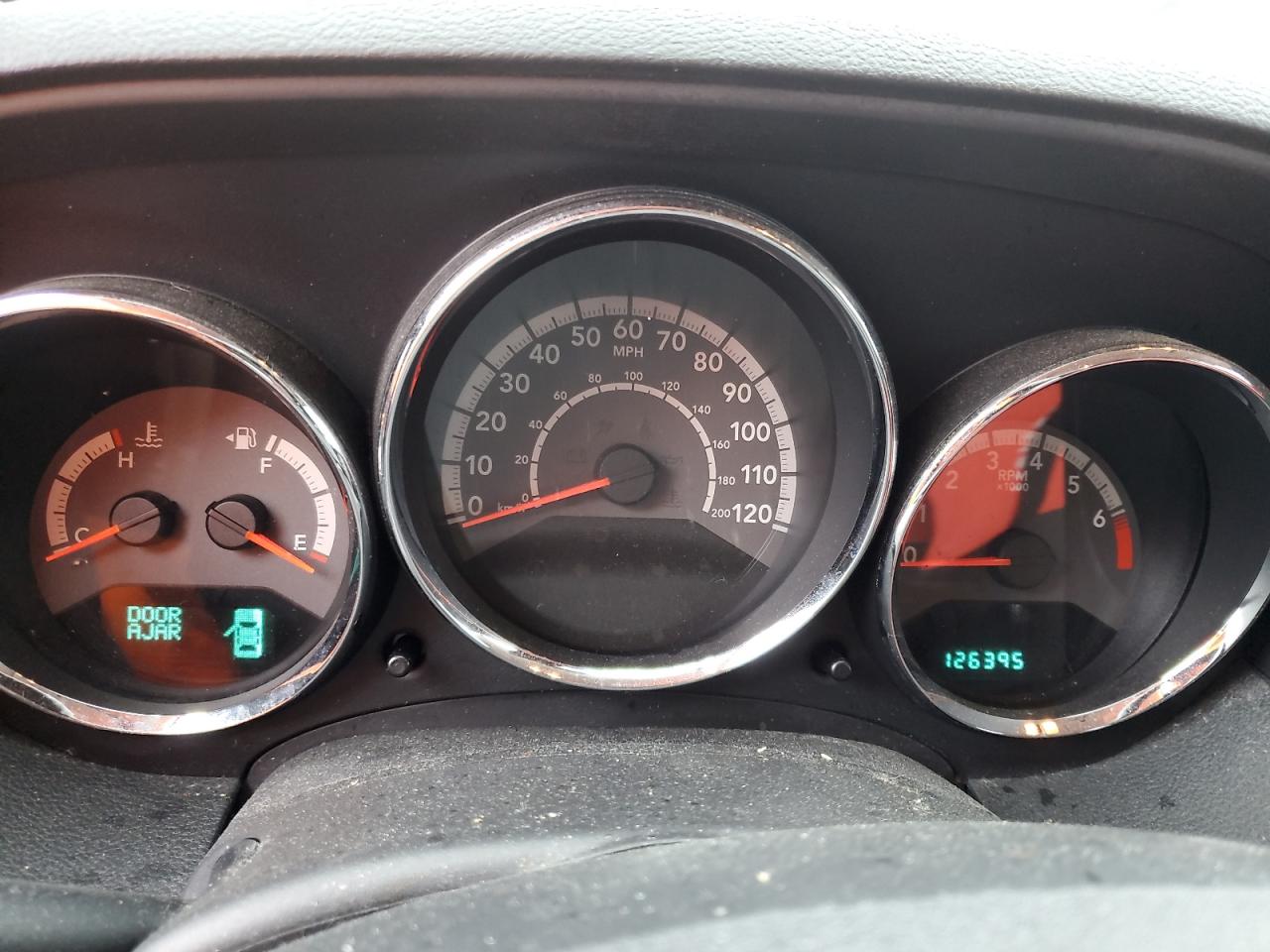 DODGE CALIBER 2010 — 10