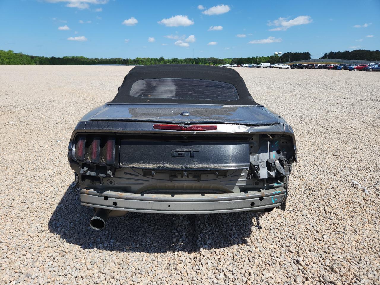 FORD MUSTANG 2017 — 7