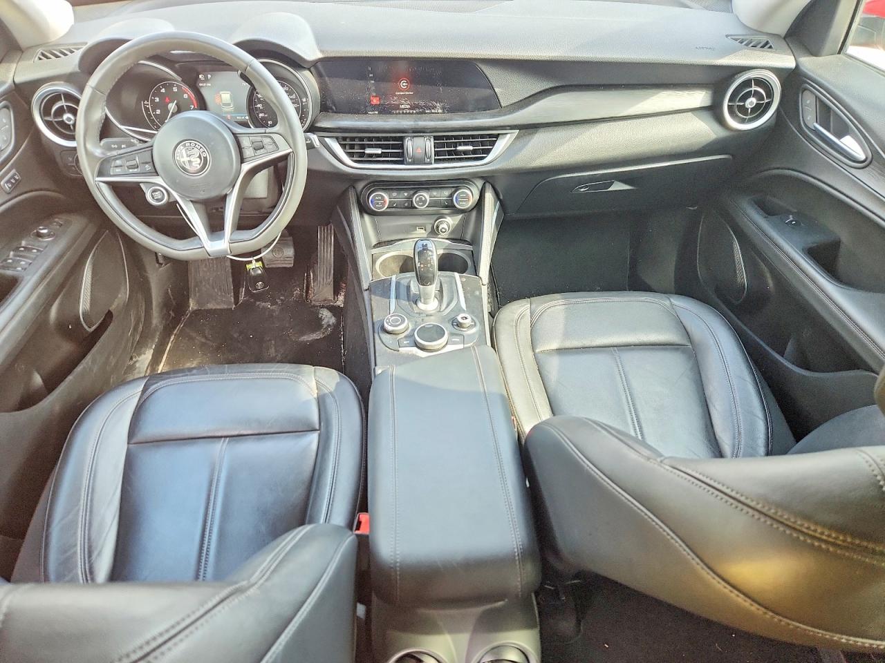 ALFA ROMEO STELVIO 2018 — 9