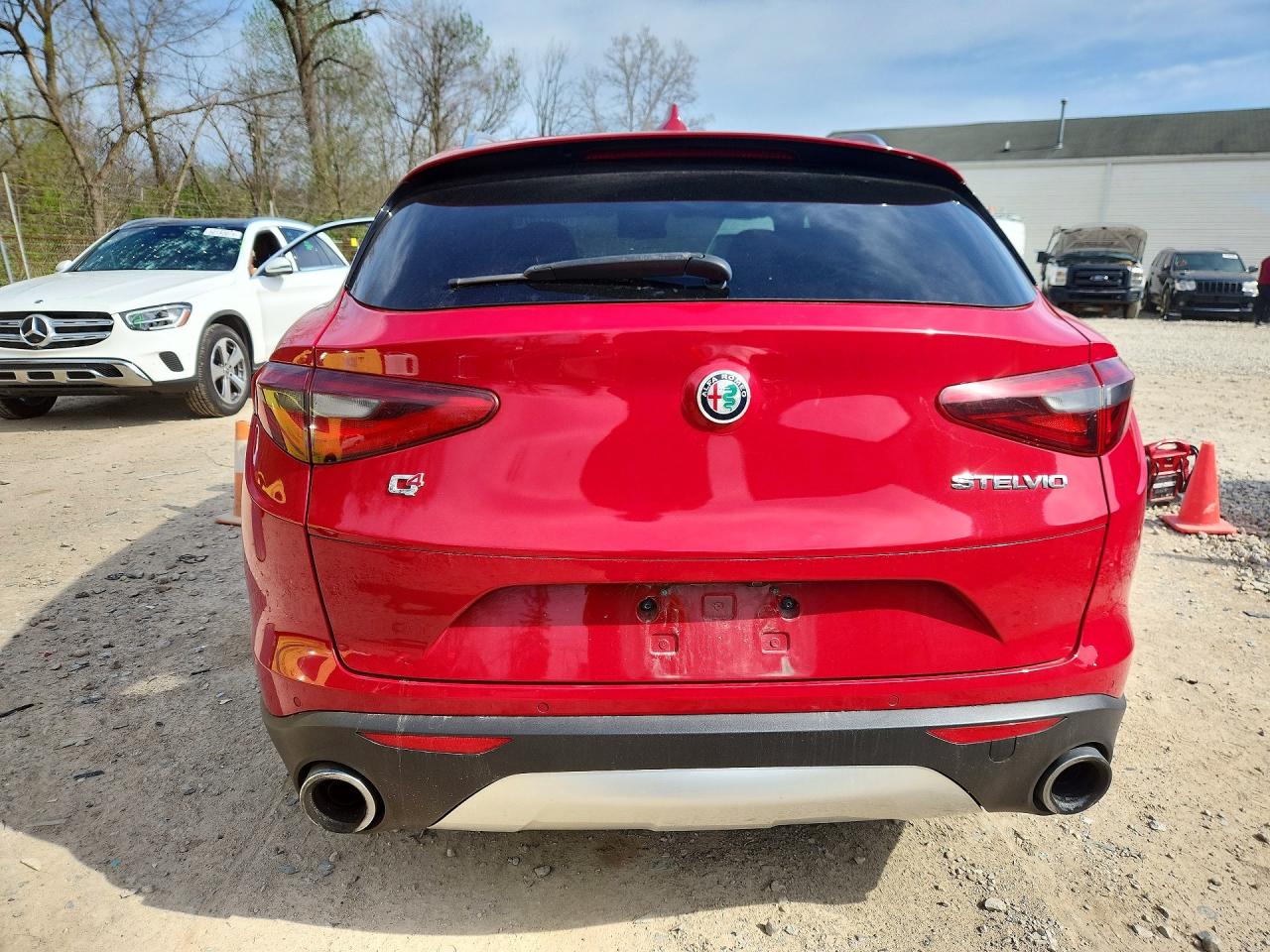 ALFA ROMEO STELVIO 2018 — 7