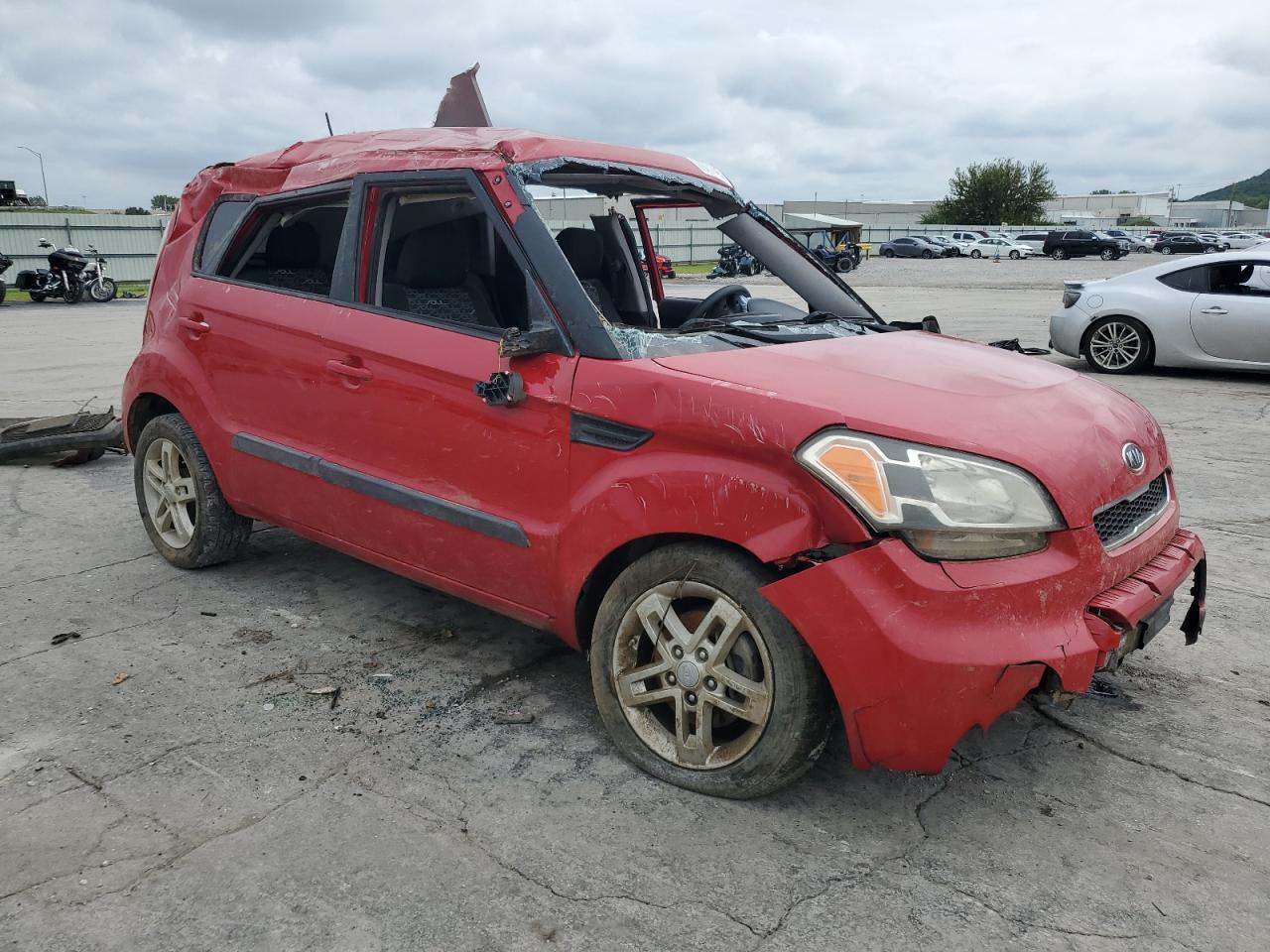 2011 KIA SOUL +