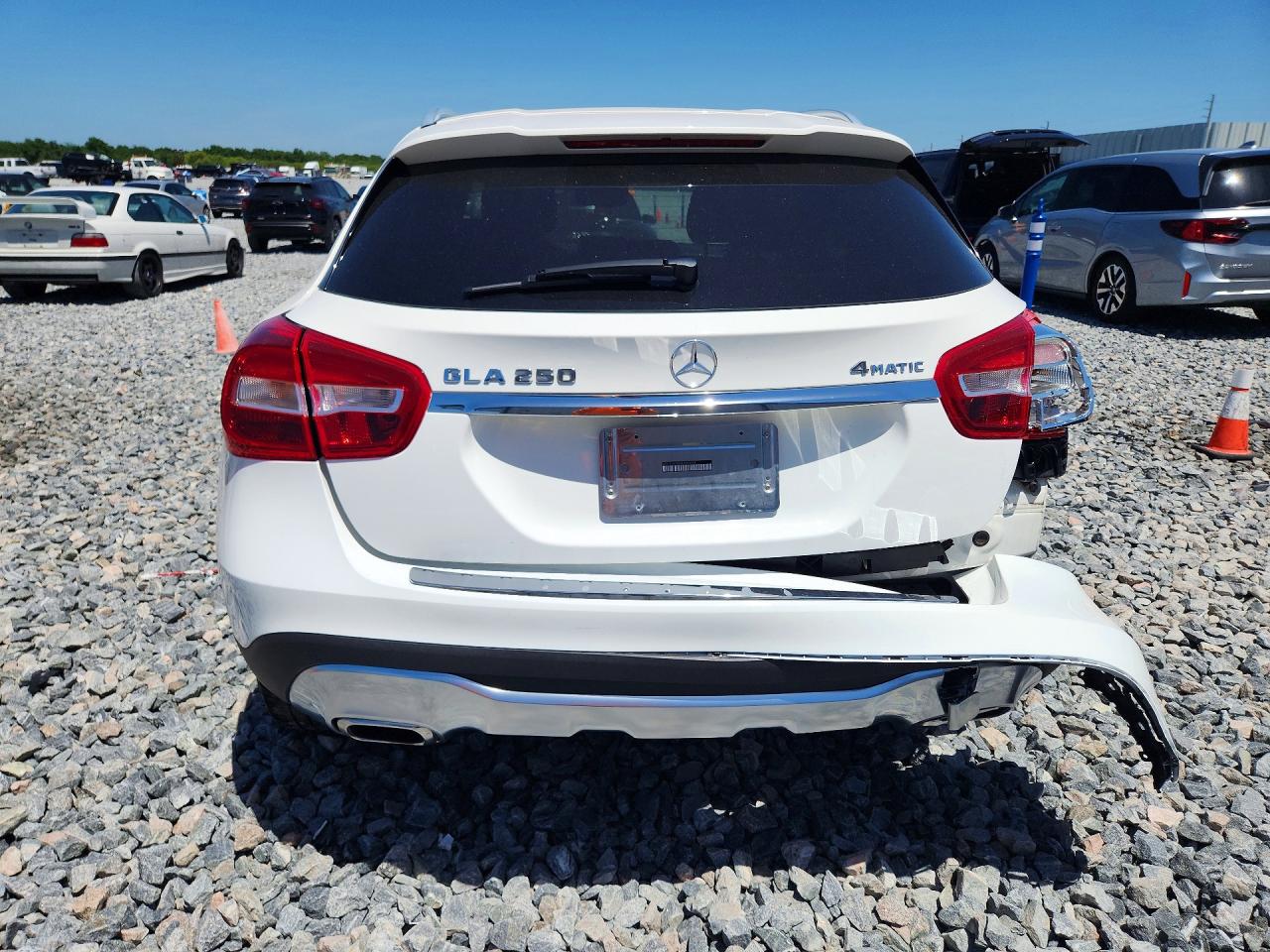 MERCEDES-BENZ GLA 2018 — 7