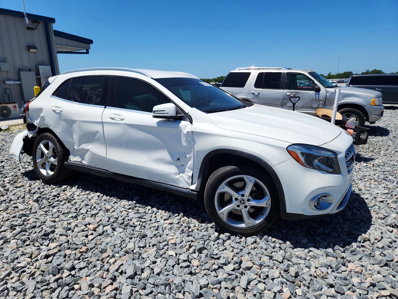 MERCEDES-BENZ GLA 2018 — 5