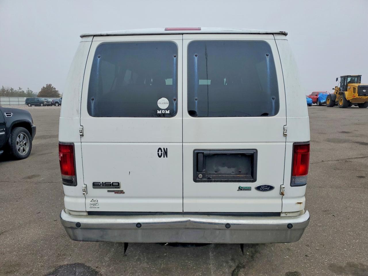 FORD ECONOLINE 2011 — 7