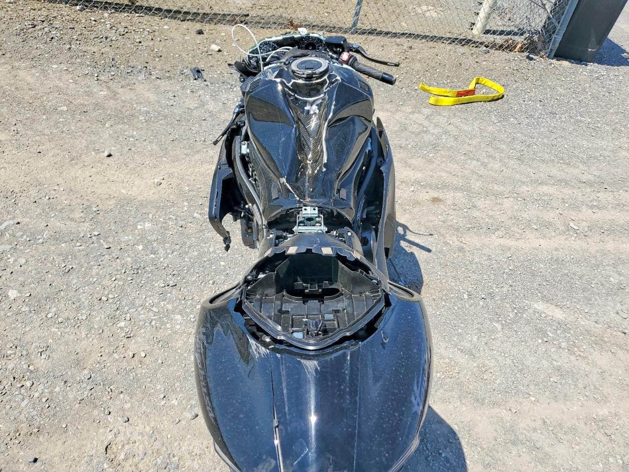 SUZUKI GSX1300 2024 — 7