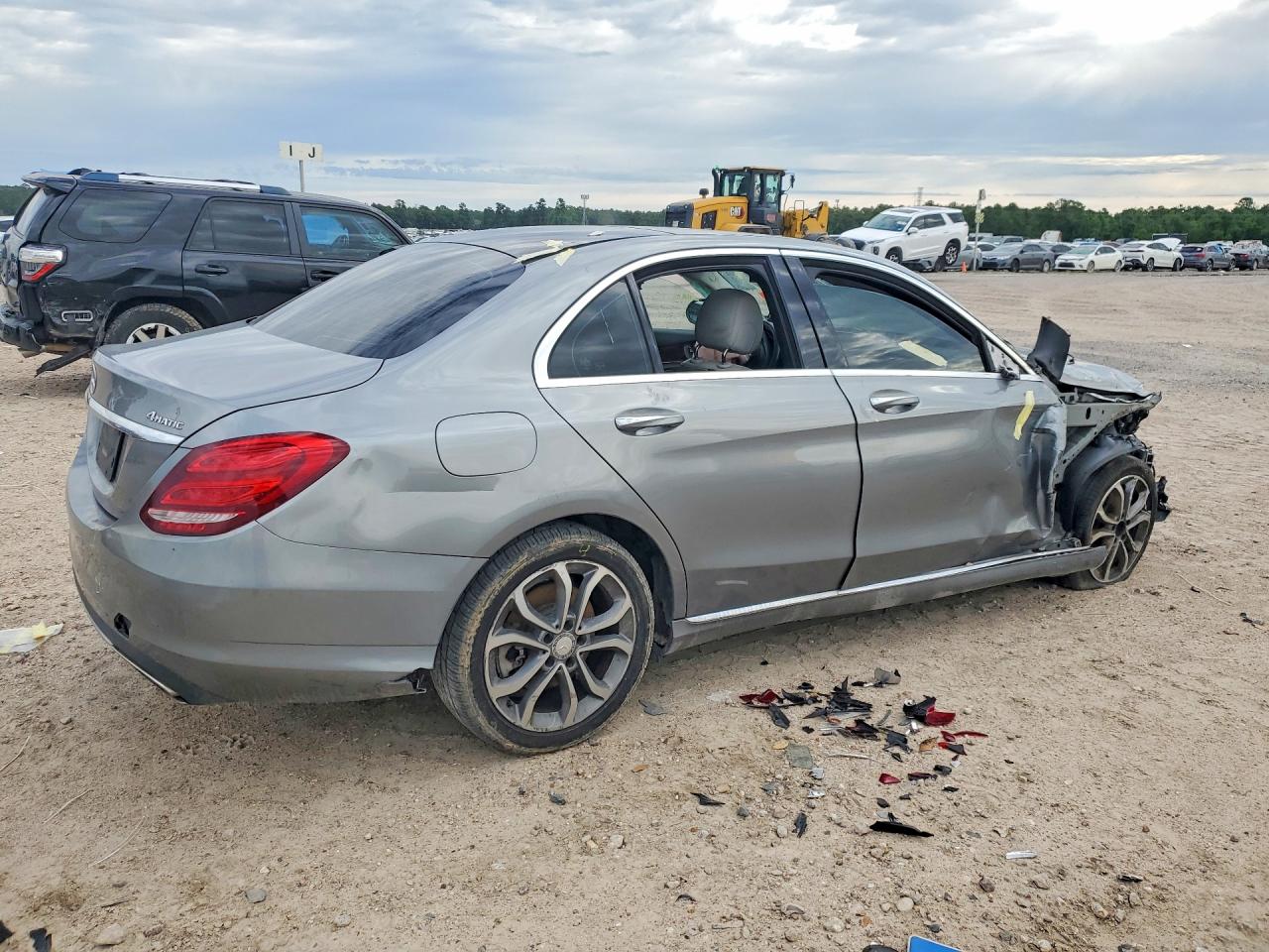 MERCEDES-BENZ C 2016 — 4